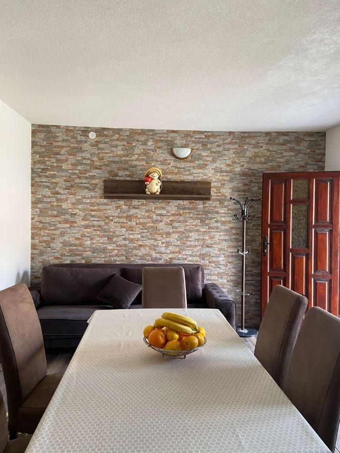 Guest House Markovic Lovcen Cetinje Buitenkant foto